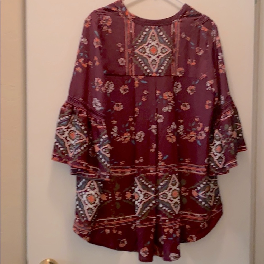 ✨Knox Rose bell sleeve top - Picture 4 of 4